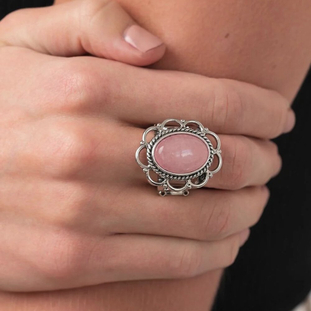 Paparazzi Jewelry Accessories - BAROQUE The Spell - Pink Ring - Vintage